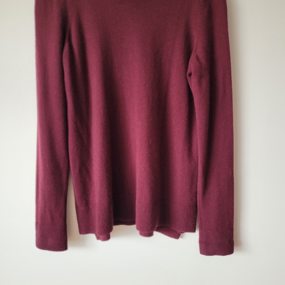 Vince Burgundy Cashmere Sweater Women's Size XS - Picture 11 of 12